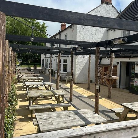 Lowick  The Black Bull Inn מראה חיצוני תמונה